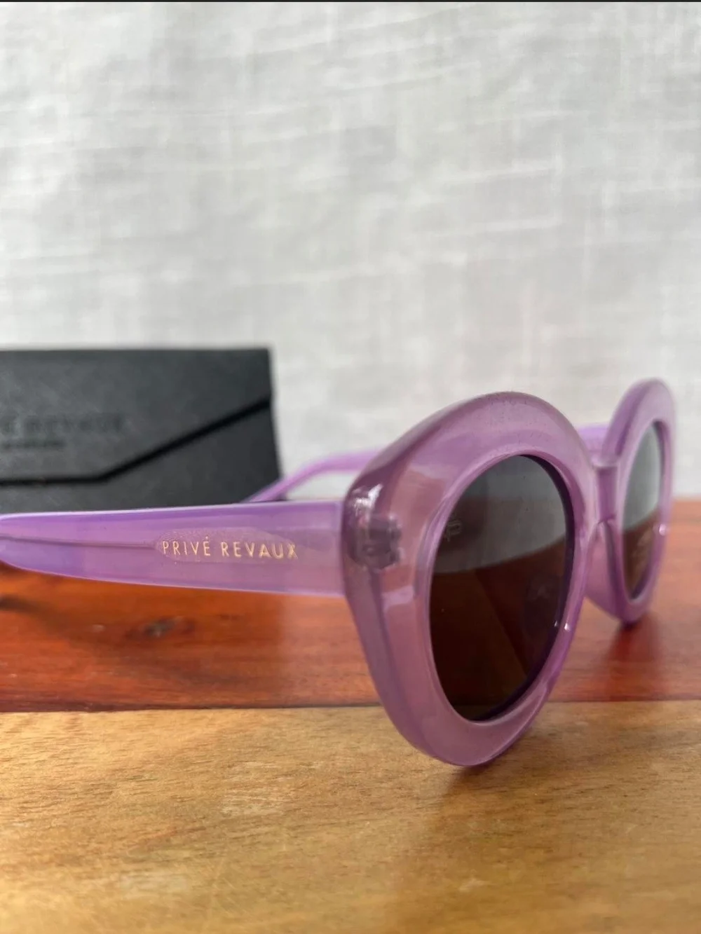 Prive Revaux Morningside Purple Round Sunglasses